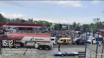 Krisis BBM di Jember, Antrean di SPBU Mengular Satu Kilometer