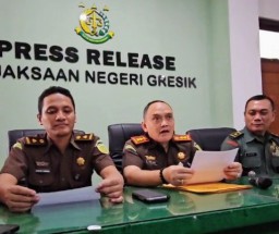 Kejari Gresik Selidiki Dugaan Penyerobotan Lahan Sempadan Sungai oleh 13 Perusahaan