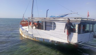 Begini Kronologi Kapal Pengangkut Beras Bantuan Kandas di Dekat Pulau Raas Sumenep