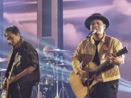 Padi Reborn dan Charlie Gebrak Panggung Perayaan HUT RI PT Smelting