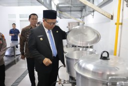 Wakil Bupati Gresik Resmikan Dapur MBG Kebomas, Perkuat Program Gizi dan Ciptakan Lapangan Kerja