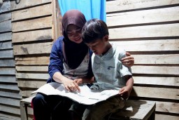 Kado HUT ke-80 RI, PLN Beri Sambungan Listrik Gratis untuk 2.821 Keluarga Prasejahtera