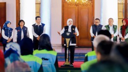 Gubernur Khofifah Kirim 9.825 Vaksin , Besuk ke Sumenep dan Lakukan ORI di 26 Puskesmas