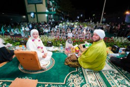 Pemprov Jatim Gelar Dzikir, Sholawat dan Doa Mensyukuri 80 Tahun Indonesia Merdeka