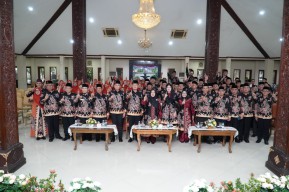 Lamongan Berangkatkan 56 Kafilah untuk MTQ XXXI Jatim, Siap Pertahankan Gelar Juara Umum