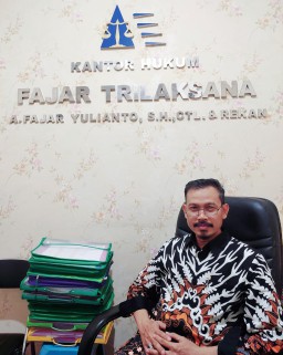 YLBH FT Pertanyakan Urgensi Tunjangan Perumahan DPRD Gresik Setahun Rp 12,2 Miliar