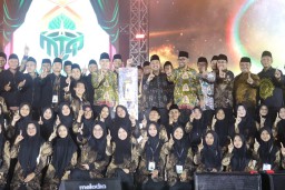 Kafilah Gresik Kembali Pertahankan Juara Umum MTQ XXXI di Jember