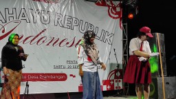 Gelaran Pentas Seni Karang Taruna Desa Prambangan Kecamatan Kebomas Gresik Berlangsung Meriah