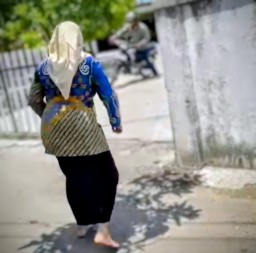 Aksi Emak Emak Nekat Mengejar Maling di Sampang Viral di Media Sosial