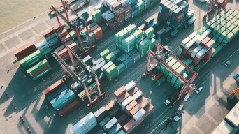 Arus Peti Kemas TPK Berlian Hingga Agustus 2025 Capai 122.895 TEUs