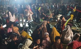 Meriah, Gerebek Ayam 3,2 Ton Desa Sidowungu Menganti Gresik