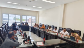 DPRD Sumenep Desak Pemkab Tuntaskan Masalah Karyawan PT Sumekar