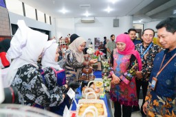 Gubernur Khofifah Apresiasi Program SMA Double Track Menorehkan Prestasi