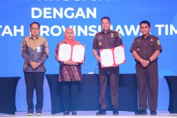 Gubernur Khofifah dan Kajati Jatim Teken Nota Kesepakatan Restorative Justice