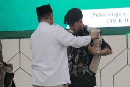 Libatkan 500 Mahasiswa KKN Tematik, Menteri ATR/BPN Nusron Wahid: Tuntaskan Sertipikasi Aset Umat