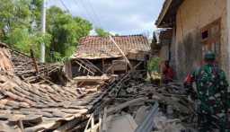 Tiga Hari Pascagempa, Bupati Sumenep Imbau Warga Bersabar Menunggu Bantuan
