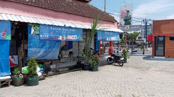 Kaca Mobil Dipecah, Uang Rp150 Juta Raib di Pasar Ikan Hias Kota Blitar