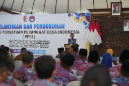 Kukuhkan Pengurus PPDI 2025–2030, Bupati Bojonegoro Tekankan Sinergi dan Profesionalisme Perangkat Desa