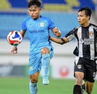 Persela Tumbang di Kandang, Kendal Tornado Curi Kemenangan Tipis 0-1 di Surajaya