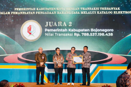 Bukti Transparansi Pengadaan E-Catalog, Pemkab Bojonegoro Sabet Juara 2 E-Purchasing Award 2025