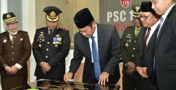 Peringati Hari Kesehatan Nasional ke-61, Bupati Lamongan Pak Yes Resmikan Gedung Public Safety Center (PSC)