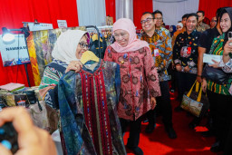 Fantastis! IKM Jatim Teken LoI dengan Malaysia Senilai Rp 3,95 Triliun, Gubernur Khofifah Optimis Dongkrak Neraca Ekspor