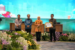 Bojonegoro Mendominasi, Raih Dua Penghargaan Strategis di Forum Ekonomi Jawa Timur