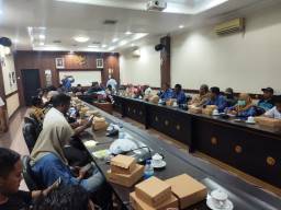 Bahas Saluran Irigasi, Ketua Komisi C DPRD Jember: Kami Sidak Lokasi Pertanian, Bukan Perumahan