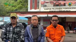 Gunung Semeru Ditutup, Ratusan Pendaki Dievakuasi