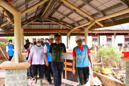 Pulihkan Aceh Pascabanjir, Direksi dan Relawan PLN Pastikan Keamanan Listrik di Fasilitas Publik