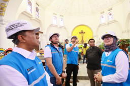 Pastikan Ibadah Tanpa Kedip, Dirut PLN Tinjau Langsung Keandalan Listrik Gereja Se-Indonesia
