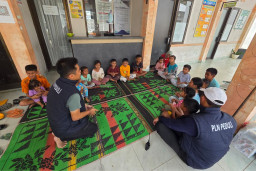 Pulihkan Trauma Pascabencana, Puluhan Relawan Pegawai PLN Dampingi Warga Aceh