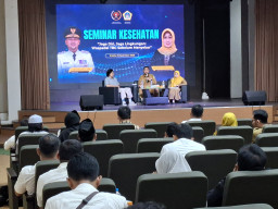 PWI Gresik dan Dinas Kesehatan Gelar Sosialisasi Pencegahan dan Eliminasi TBC, Libatkan Perwakilan Pesantren