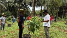 Darul Hasyim Fath Dorong Kerja Kolektif Selamatkan Kakatua Masakambing
