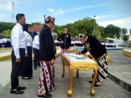 Bupati Sampang Lantik 3.230 PPPK Paruh Waktu
