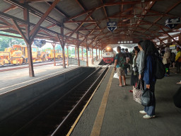 Awal Tahun 2026: 2.300 Penumpang Padati Stasiun Bojonegoro dalam Setengah Hari