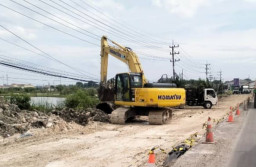 Urai Kemacetan Gresik Utara, Jalan Menuju KEK JIIPE Manyar Diperlebar Sepanjang 1,7 KM