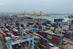 Ekonomi Nasional Menguat, Arus Peti Kemas Pelindo Terminal Petikemas Tumbuh 6,87 Persen di 2025