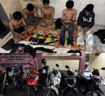 Konvoi Bawa Sajam dan Resahkan Warga, 20 Oknum Pendekar di Sidoarjo Diringkus Polisi