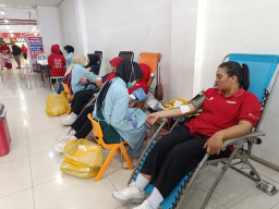 Strategi Minyak Goreng, PMI Jember Sukses Pikat Emak-Emak Jadi Pendonor Darah Jelang Ramadan