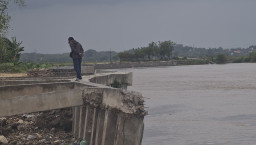 Baru Diperbaiki, Proyek Pelindung Bengawan Solo Rp40 Miliar di Bojonegoro Kembali Ambrol