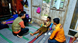 Pasutri di Bondowoso Terluka Setelah Tertimpa Atap Rumah Akibat Hempasan Angin Puting Beliung