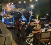 Sambut 2026 dengan Pesta Topeng Mewah, Hotel Santika Gresik Suguhkan Masquerade Night