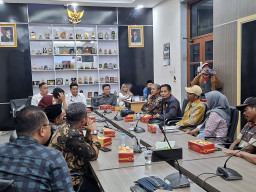 Polemik Pembangunan Kawasan Industri di Bungah, Warga Pemilik Tanah Mengadu ke DPRD Gresik