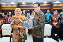 2.600 Guru Jatim Dibekali Program Talenta Digital, Khofifah Siapkan SDM Unggul Hadapi Era Digital