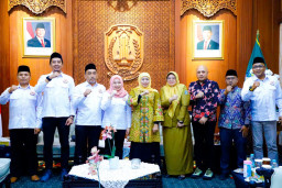 Jelang Kick Off Piala Dunia 2026, Gubernur Khofifah Dorong KPID Jatim Perkuat Sinergi Penyiaran hingga Daerah