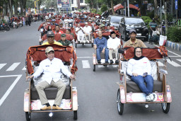 200 Becak Listrik Bantuan Presiden Diserahkan ke Pemkab Bondowoso