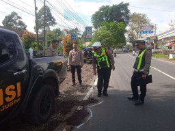 Motor Honda Suzuki dan Yamaha Tabrakan, Satu Pengendara Tewas