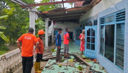 Hari Ketiga: 188 Bangunan Rusak di Tiga Kecamatan Akibat Puting Beliung Sumenep