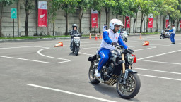 Tanamkan Mindset Aman Itu Keren, 200 Pelajar Sidoarjo Perdalam Skill Berkendara di MPM Safety Riding Center